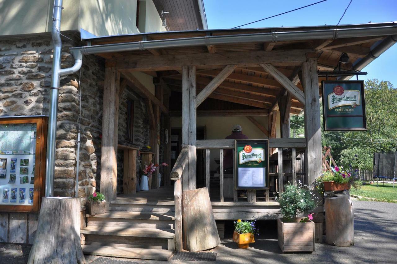Penzion Pohadka Hojsova Stráž Buitenkant foto